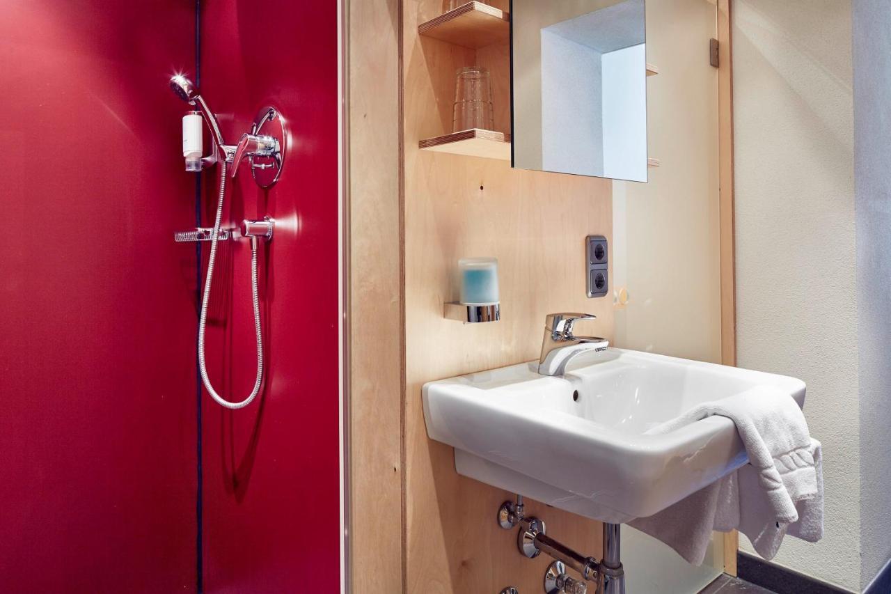 Keyone Rooms Loisach Lermoos Exteriör bild