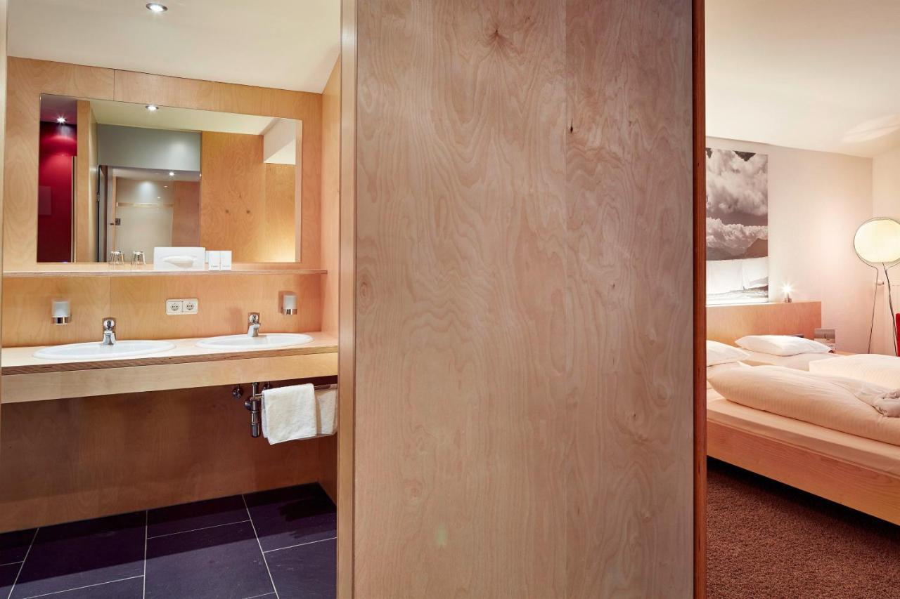 Keyone Rooms Loisach Lermoos Exteriör bild