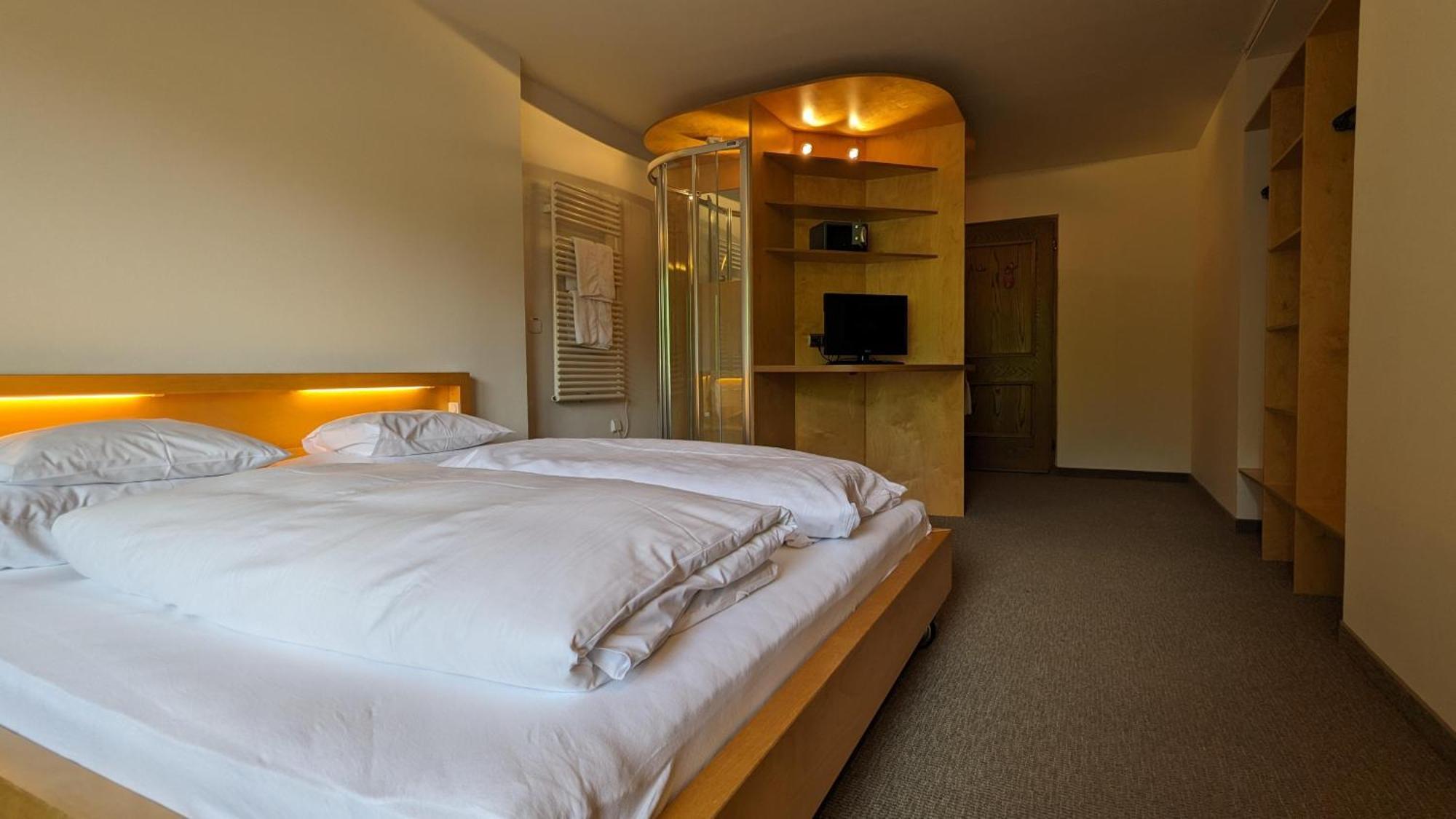 Keyone Rooms Loisach Lermoos Exteriör bild