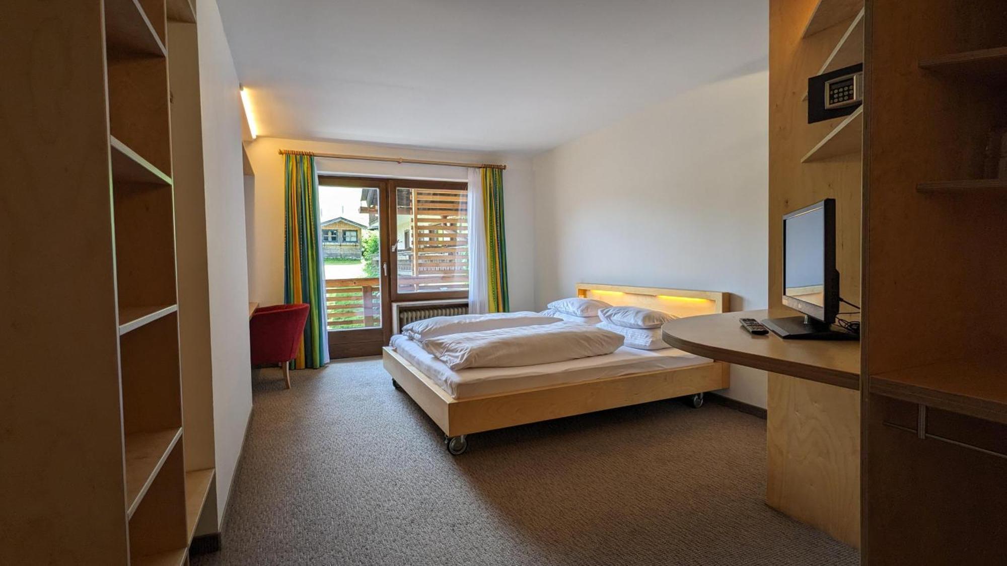 Keyone Rooms Loisach Lermoos Exteriör bild